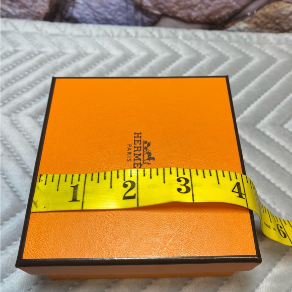 AUTHENTIC HERMES GIFT BOXES - Picture 11 of 12
